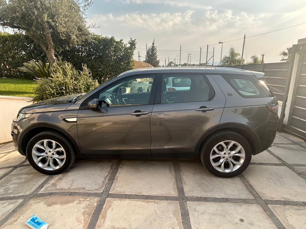 Land Rover Discovery Sport 2.0 TD4 150 CV HSE