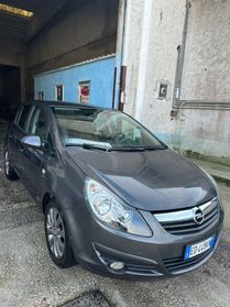 Opel Corsa 1.0 12V 5 porte Club gpl full 2010 150000 km