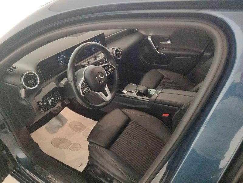 Mercedes-Benz Classe A A 200 d Sport auto