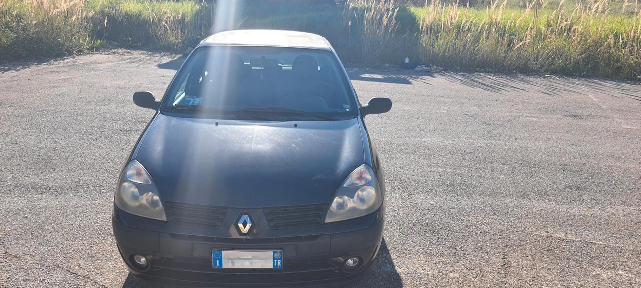 Renault Clio 1.2 5 Porte Km.145.700 Ottime condizioni