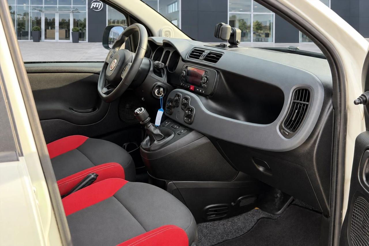 Fiat Panda VAN 4 POSTI HYBRID
