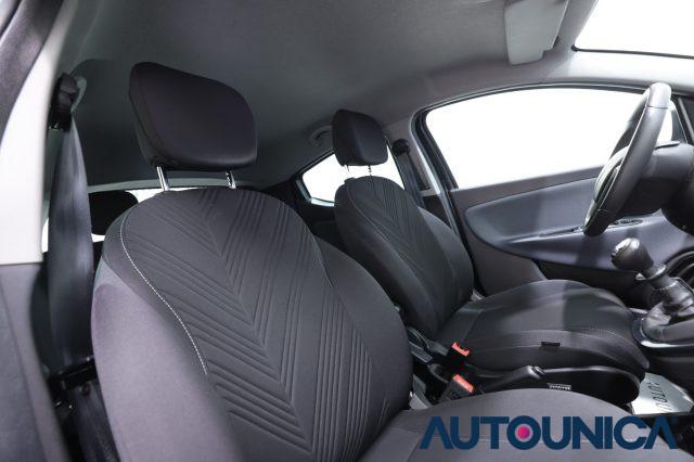 LANCIA Ypsilon 1.0 FIREFLY 5 PORTE S&S HYBRID GOLD FARI LED