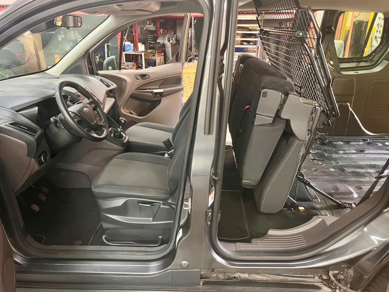 Ford Transit Connect turned 220 1.5 TDCi PC Combi Trend N1
