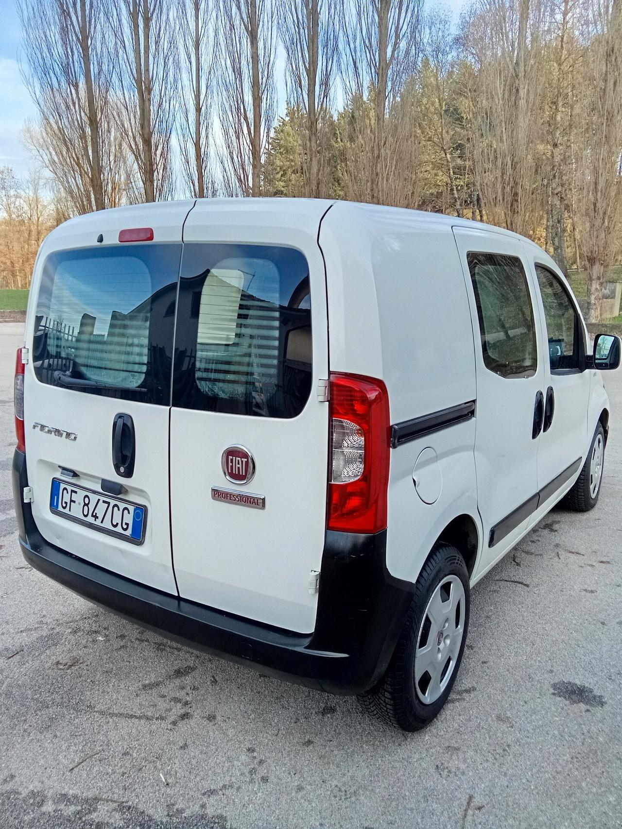 Fiat Fiorino 1.3 MJT 80CV Cargo e6 021