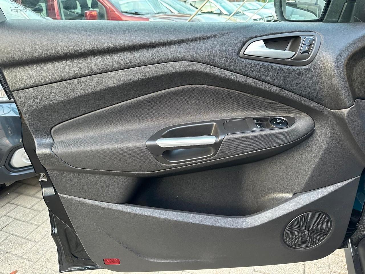 Ford C-Max 1.6 120CV GPL Titanium