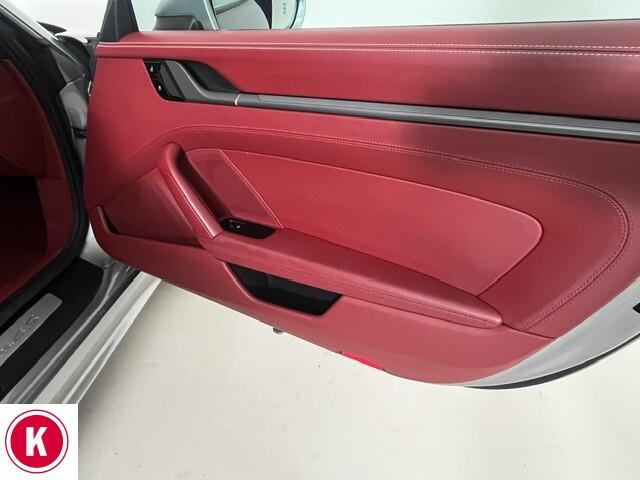 Porsche 911 Carrera 4S **Leasing 990 € al mese**