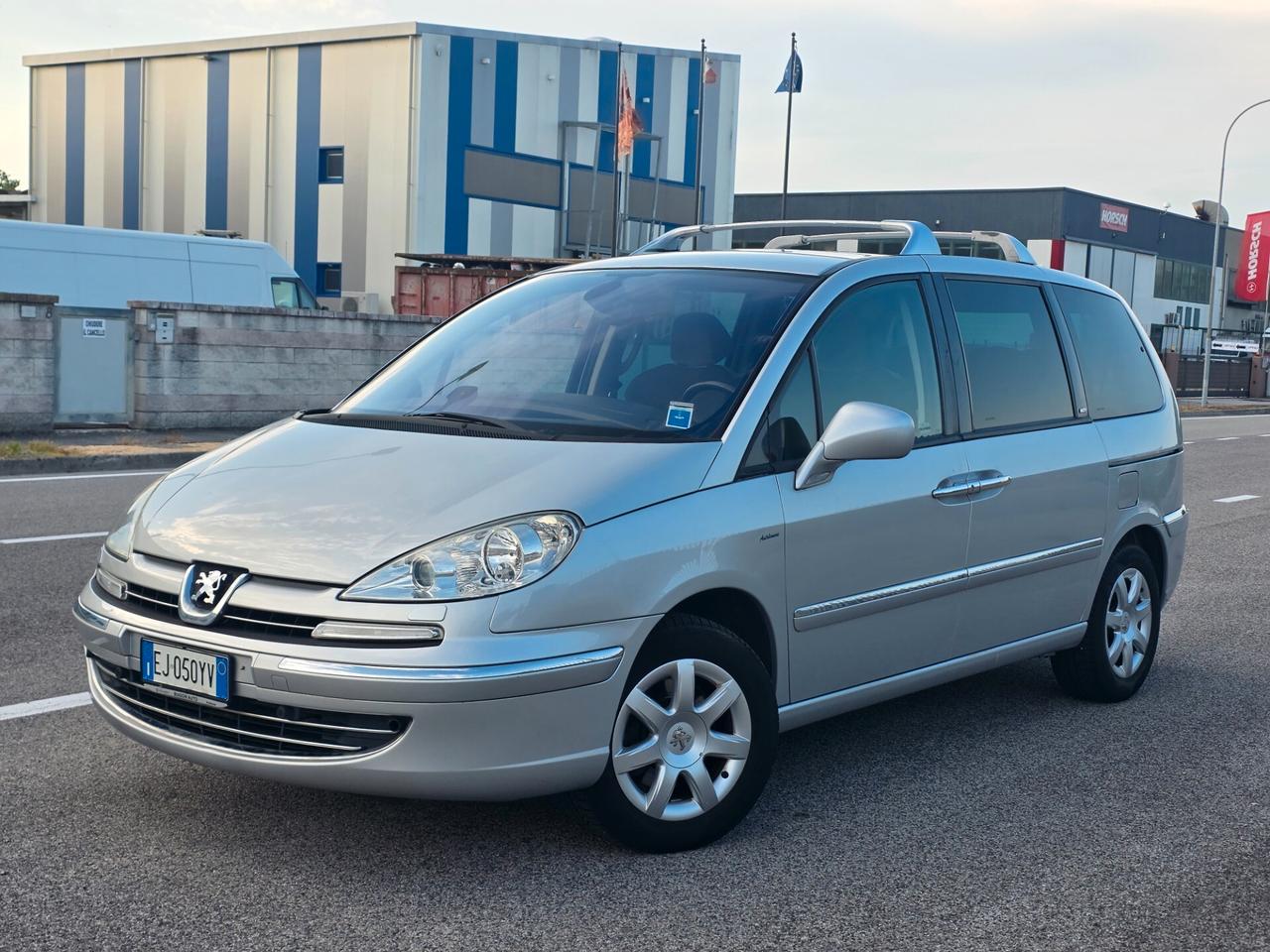 Peugeot 807 2.0 hdi 163cv con Gancio traino