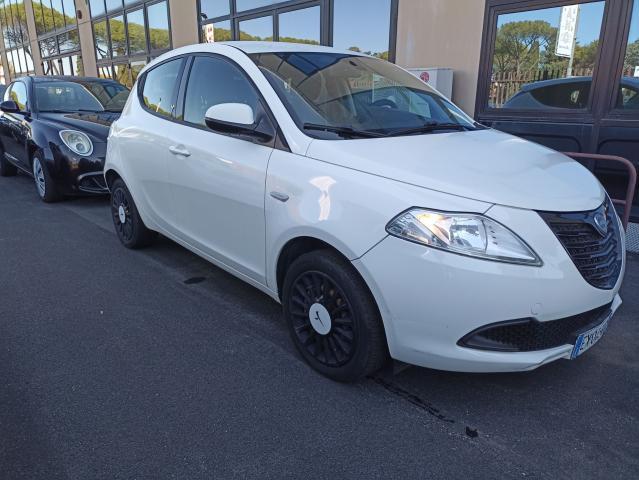 Lancia Ypsilon 1.3 95 cv Diesel Gold Black Packet