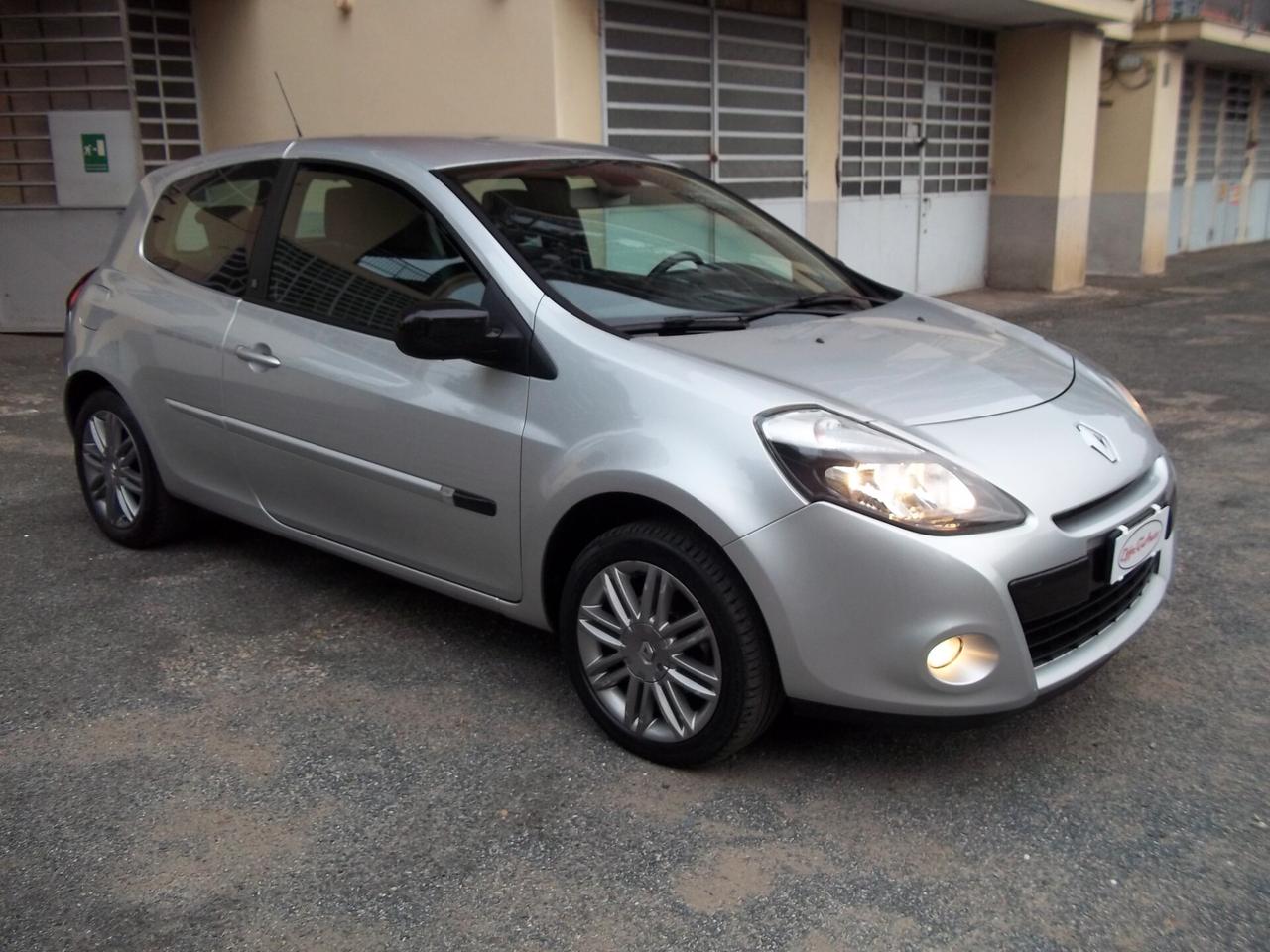 Renault Clio 20th Anniversario 1.5 Dci 3p Uniproprietario 114.400km Ok neopatentati E5