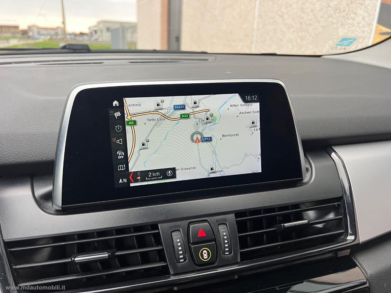 BMW 218d Active Tourer Business AUTOMATICO SOLO KM.114000