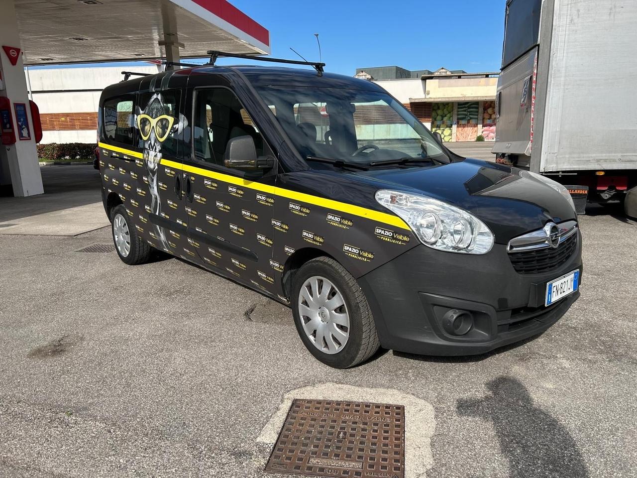 Fiat doblo autocarro 5 posti