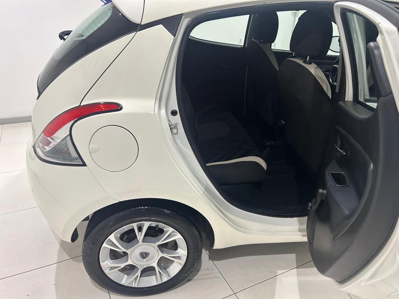 Lancia Ypsilon 1.3 mjt Gold s