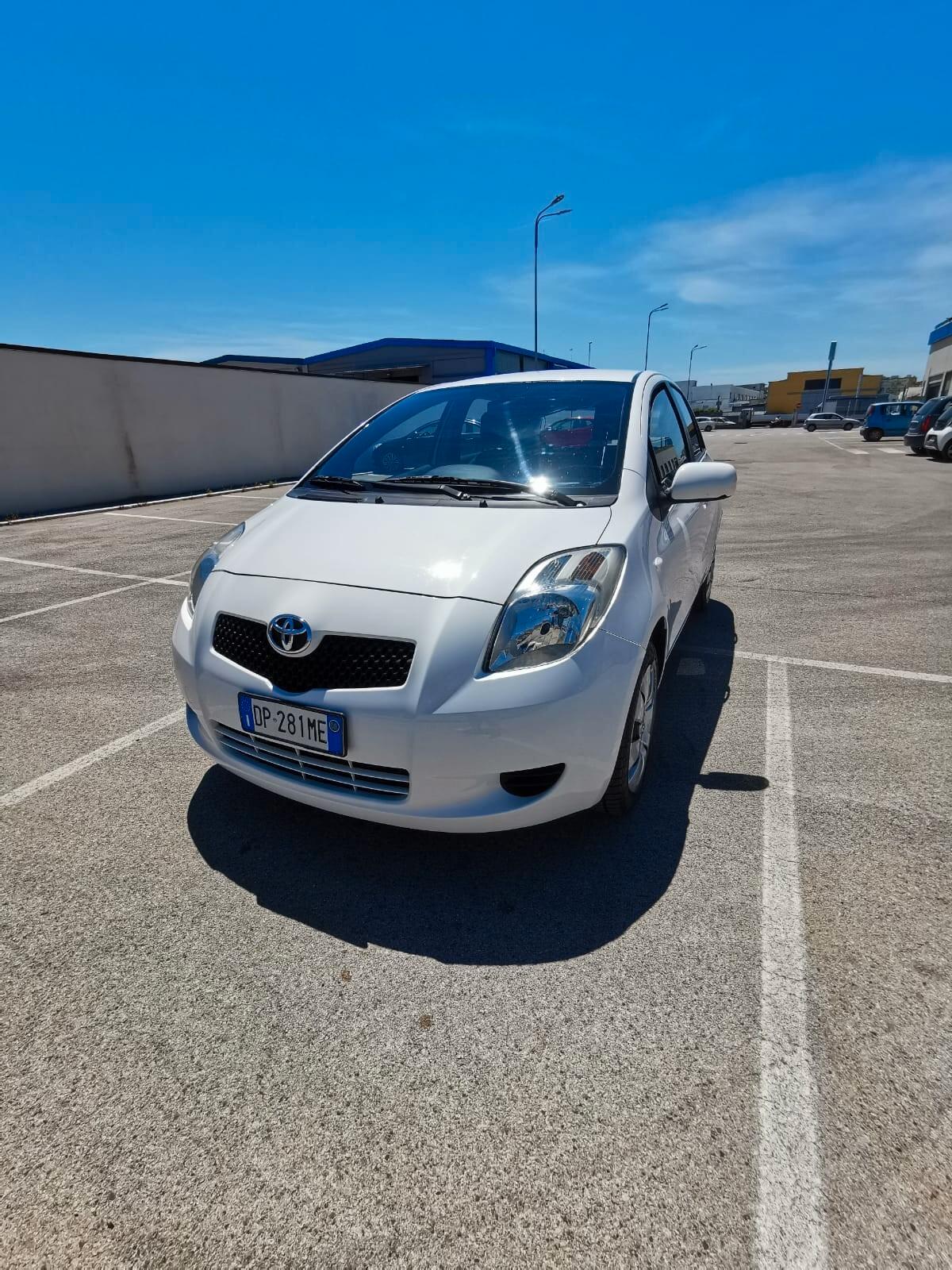 Toyota Yaris 1.0 5 porte Sol 2008