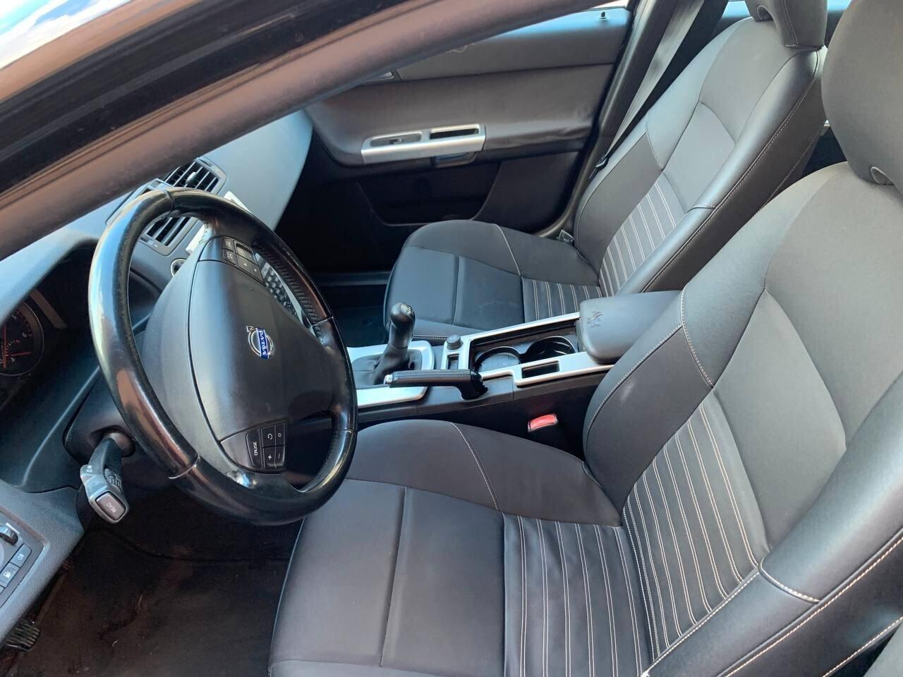 Volvo V50 D2 POLAR