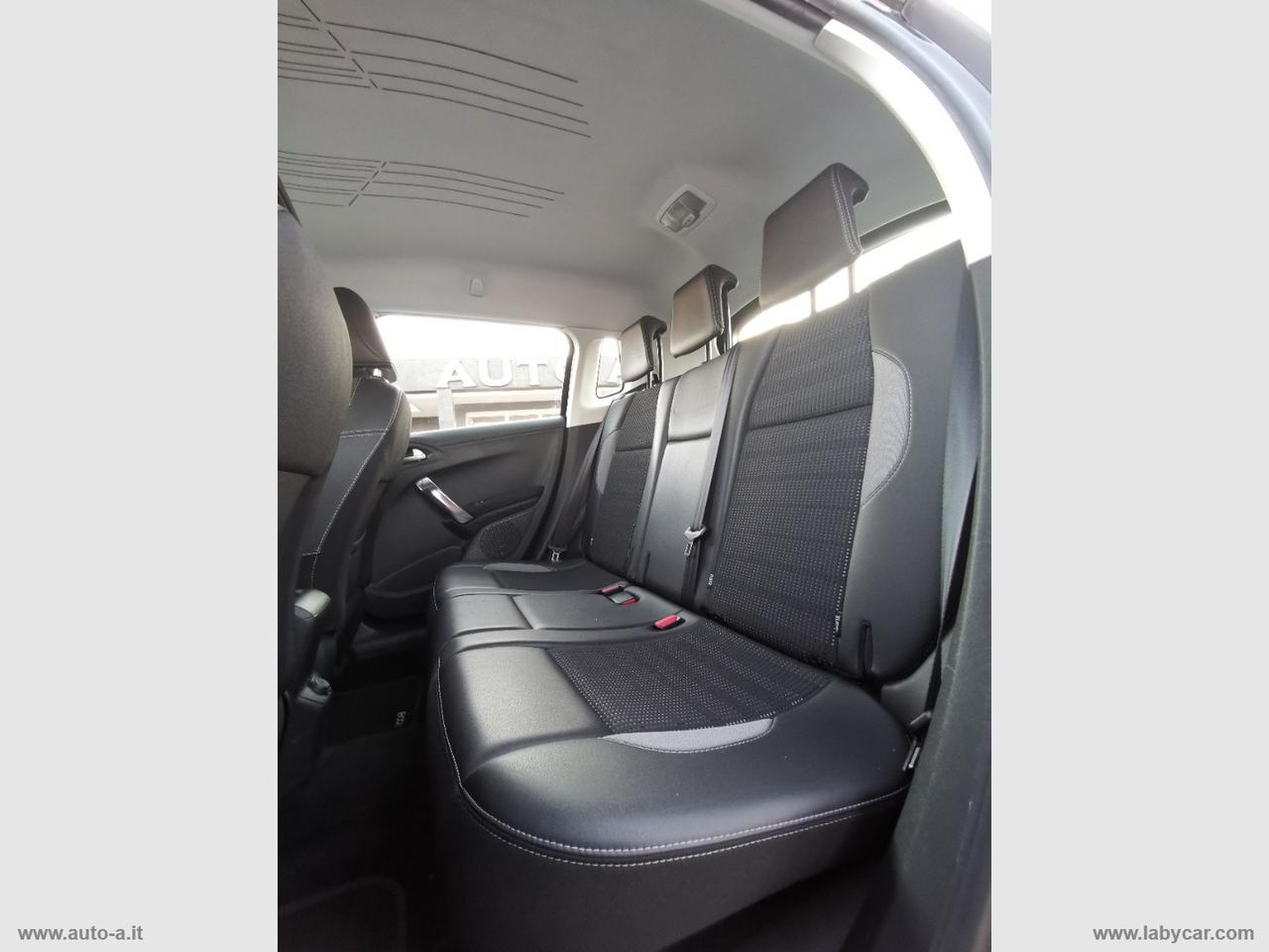 PEUGEOT 2008 PureTech 82 Allure