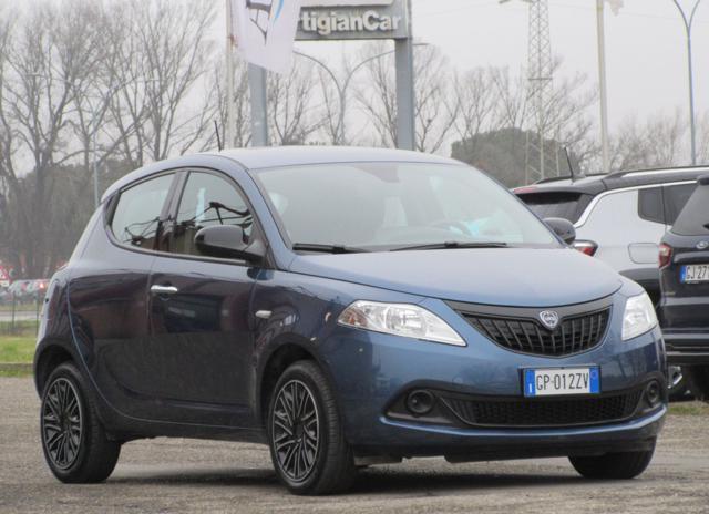 LANCIA Ypsilon 1.0 FireFly 5 porte S&S Hybrid Silver Plus