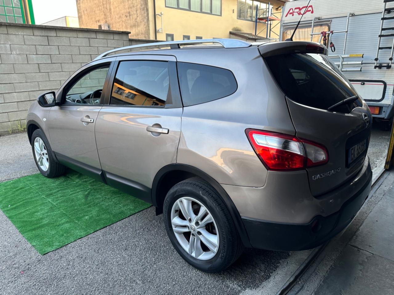 NISSAN QASHQAI 7 POSTI 1,6 BENZINA