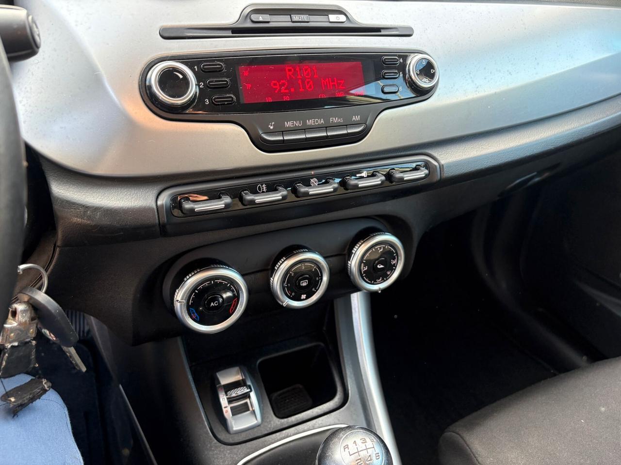 Alfa Romeo Giulietta 1.6 JTDm-2 105 CV Exclusive