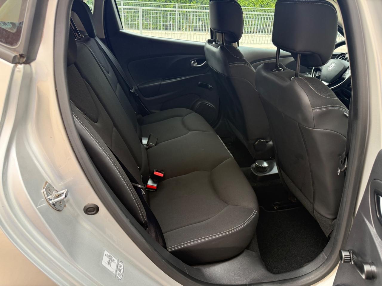 Renault Clio 1.2 75CV 5 porte Zen