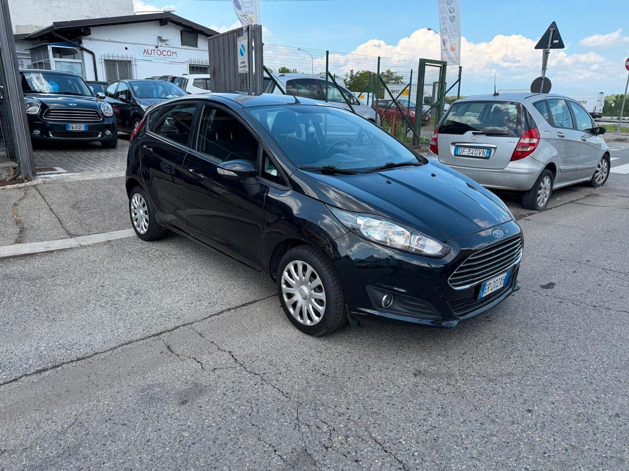 Ford Fiesta 1.4 5 porte Bz.- GPL