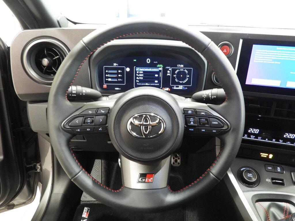 Toyota GR Yaris 1.6 turbo Circuit 4WD iMT-6