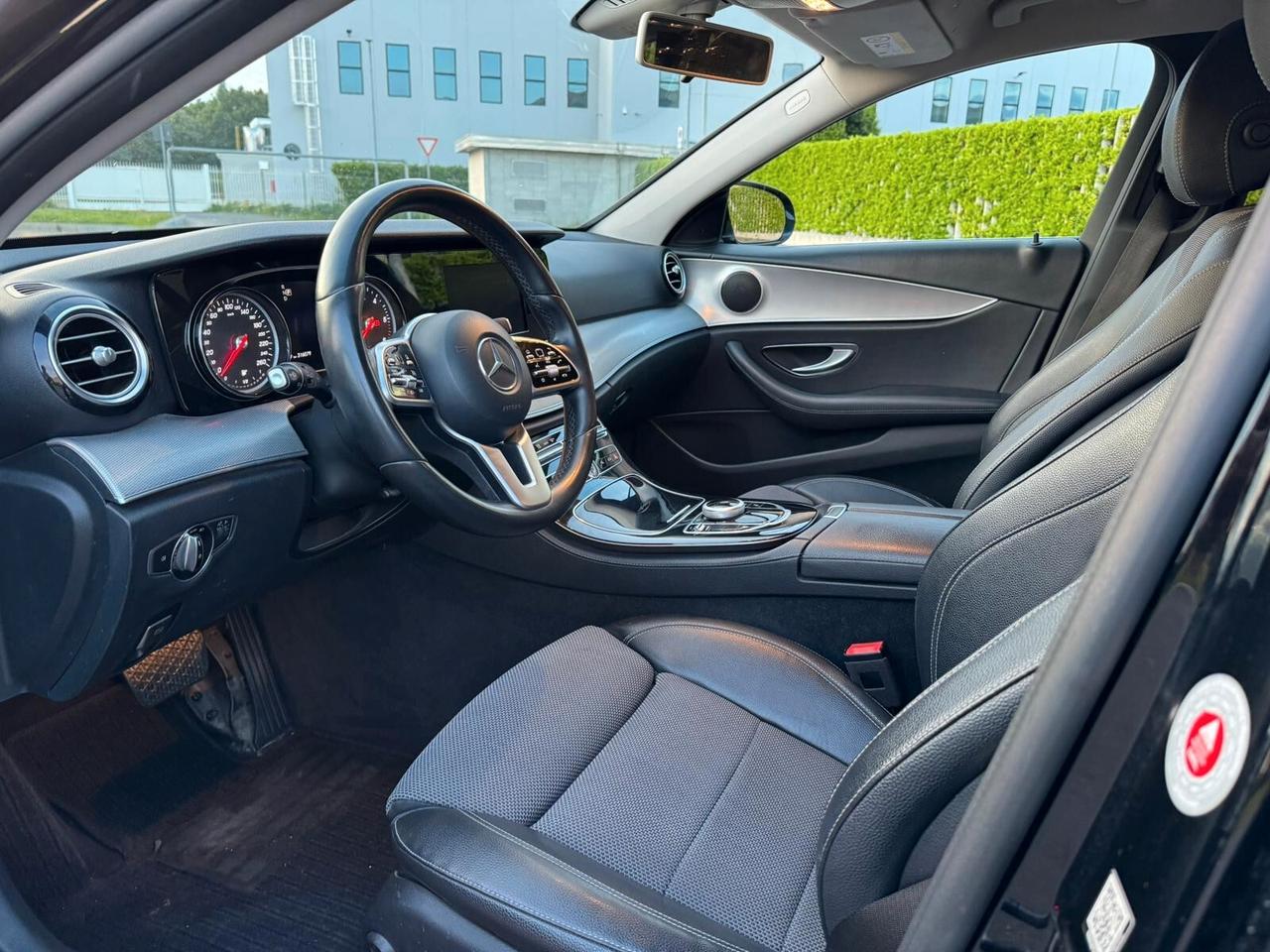 Mercedes-benz E 220 d S.W. Auto Business Sport