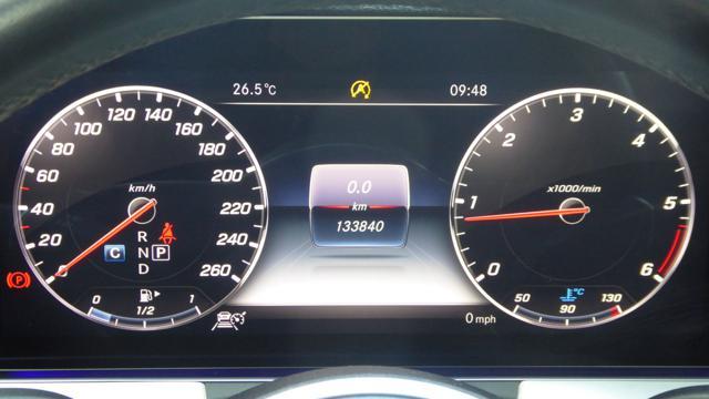 MERCEDES-BENZ E 220 d Auto 4Matic Cabrio Business Sport