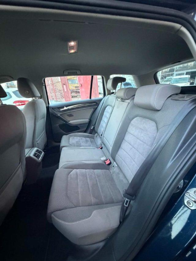 VOLKSWAGEN Golf Variant 2.0 TDI Executive BlueMotion Technology