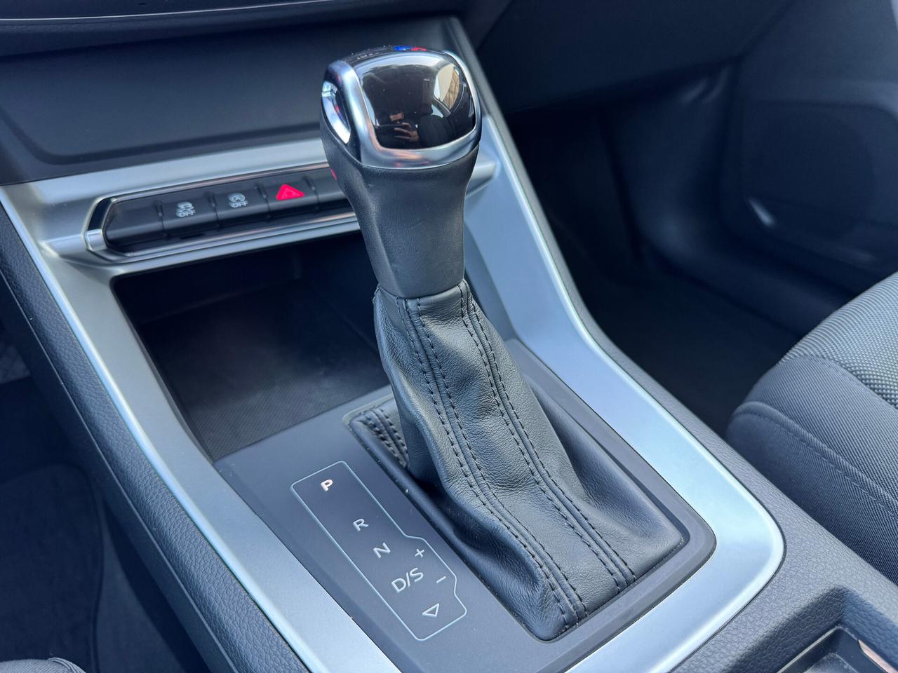 Audi Q3 35 TDI S tronic Business Advanced