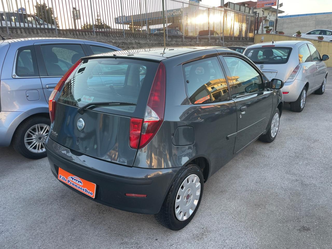 FIAT PUNTO 1.2 BENZINA 60 (CV) 2010
