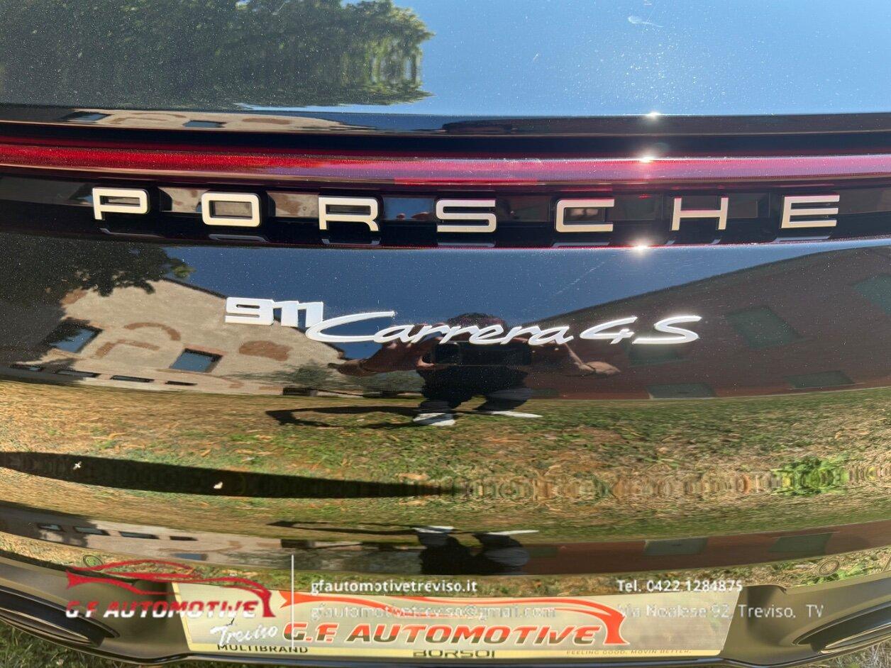 Porsche 911 Coupe 3.0 Carrera 4S auto