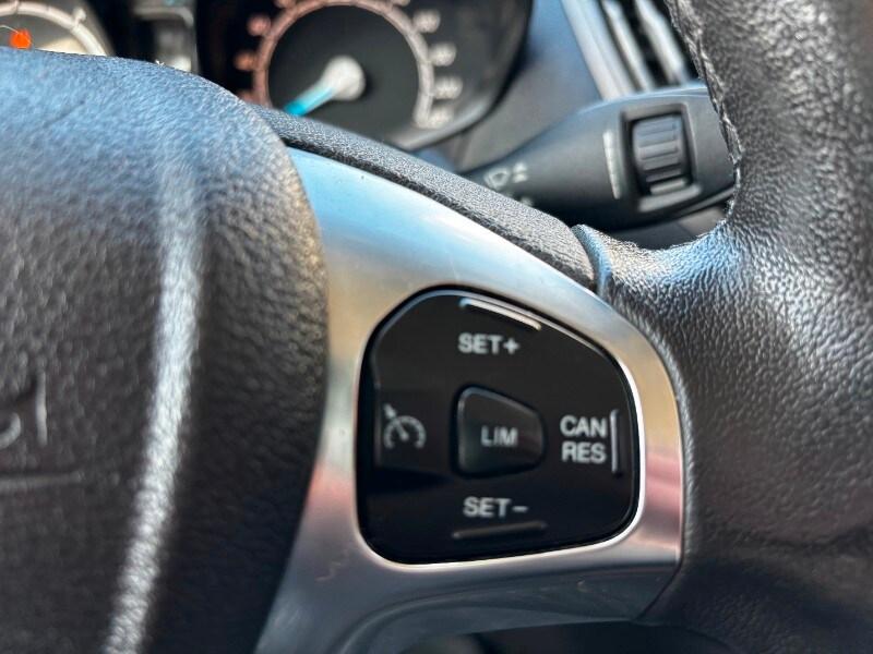 FORD Tourneo Courier 1ªs Tourneo Courier 1.5 T...