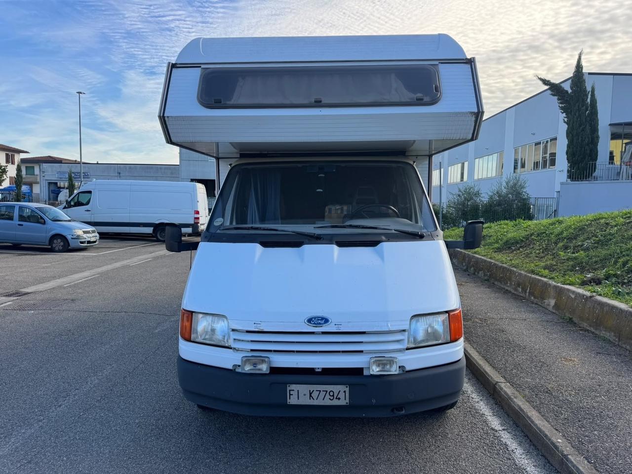 Ford Transit laika 2.5 disel