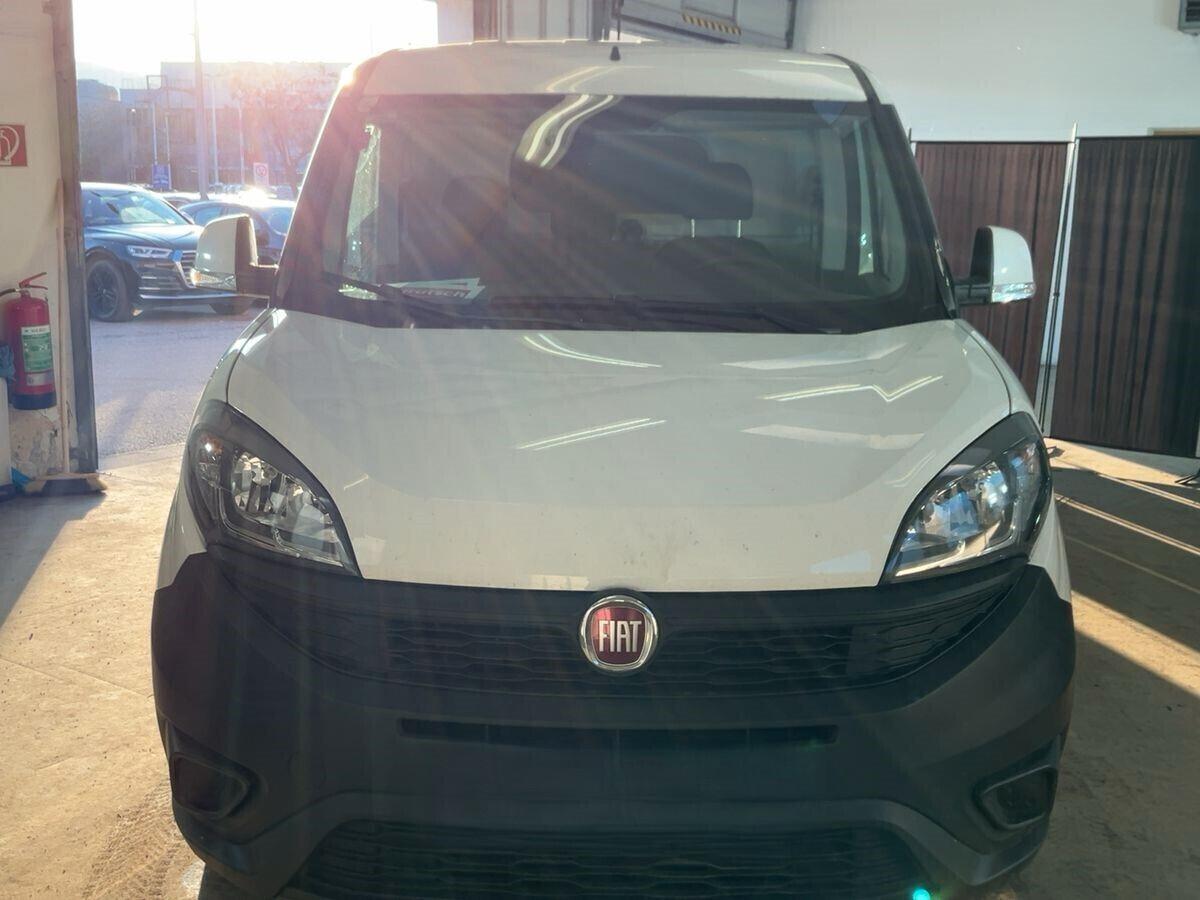fiat doblo' cargo 1.6 mjt 120 cv MAXI 3 POSTI