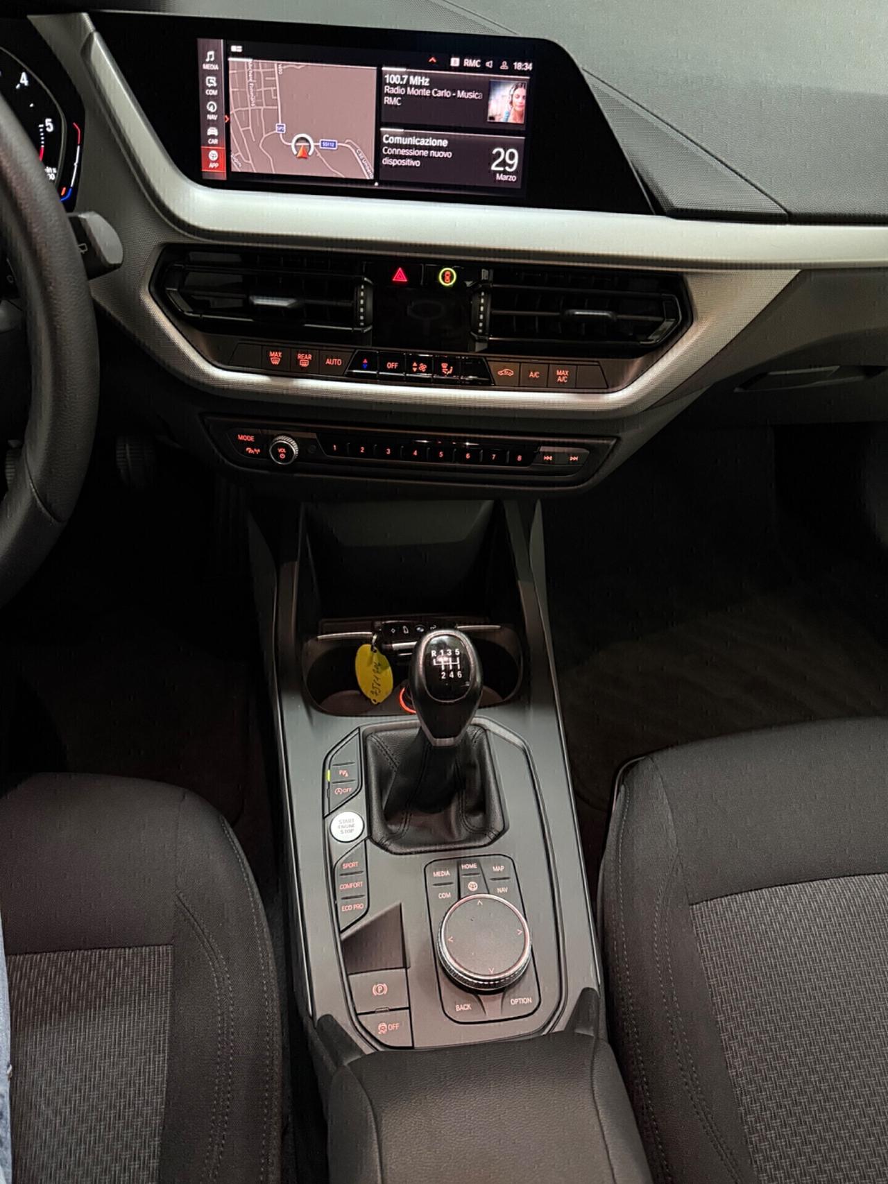 Bmw 116 116d 5p. Business Advantage