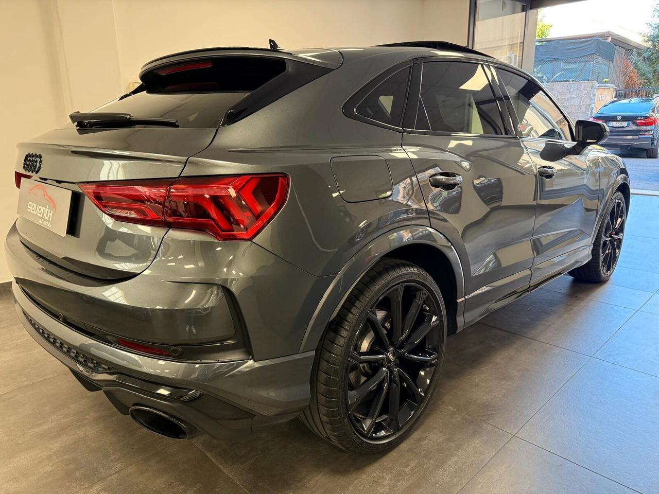 Audi Q3 RS SPORTBACK quattro S tronic