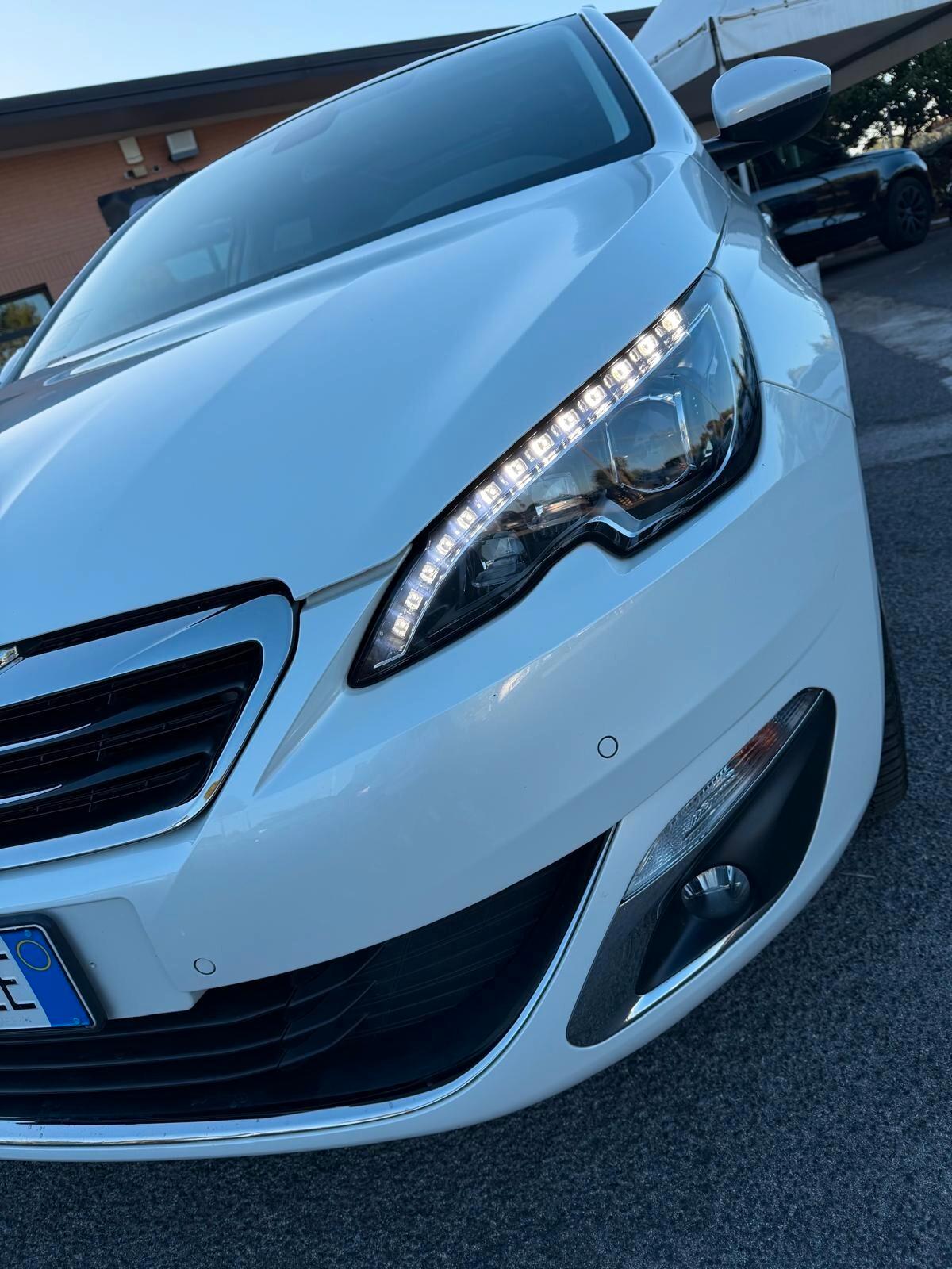 Peugeot 308 1.6 BLUEHDI 120 EAT6 S&S SW ALLURE 2016