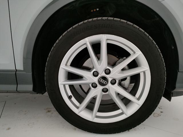 AUDI Q2 30 TDI S tronic Business