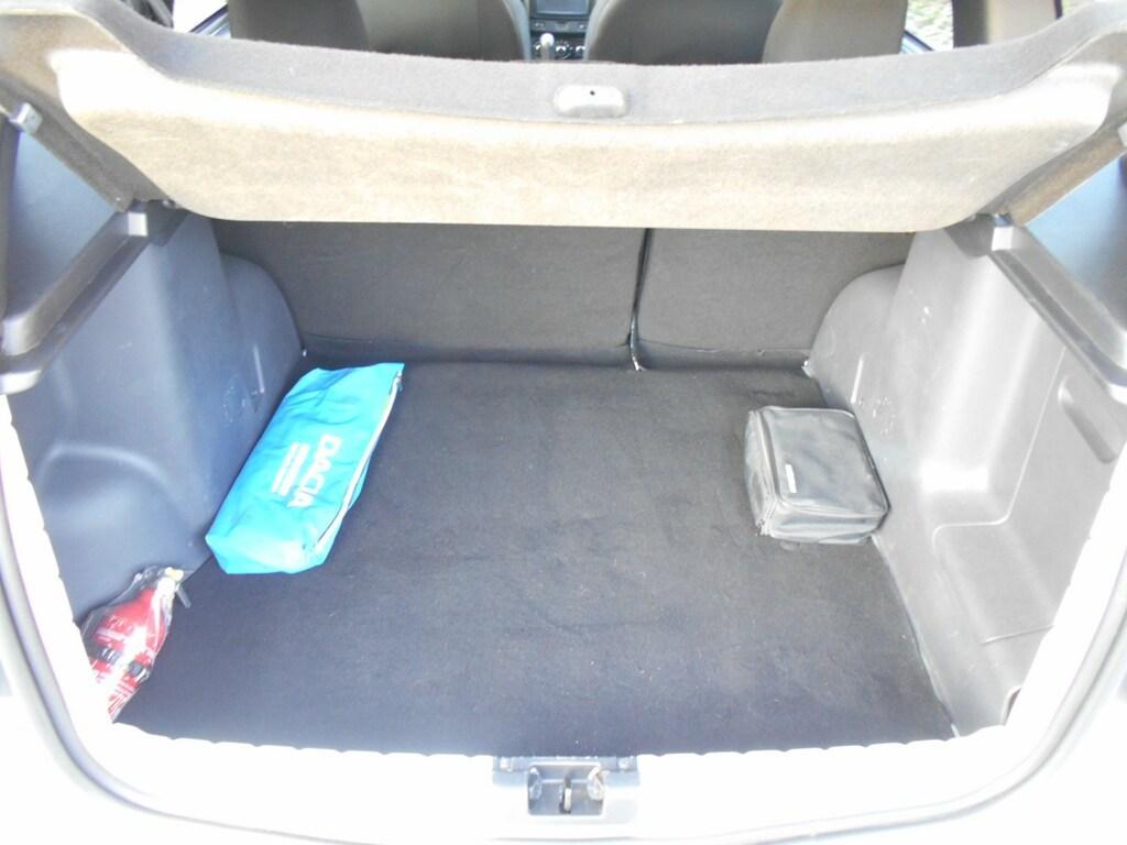 Dacia Duster 1.6 Laureate Family 4x2