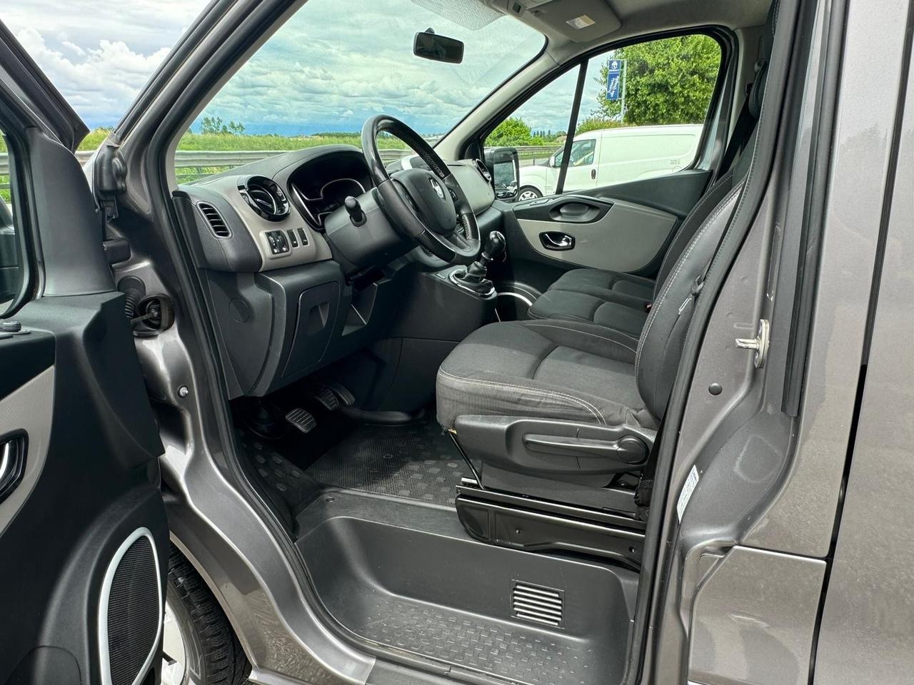 Renault Trafic 9 POSTI 1.6 dCi 125 CV