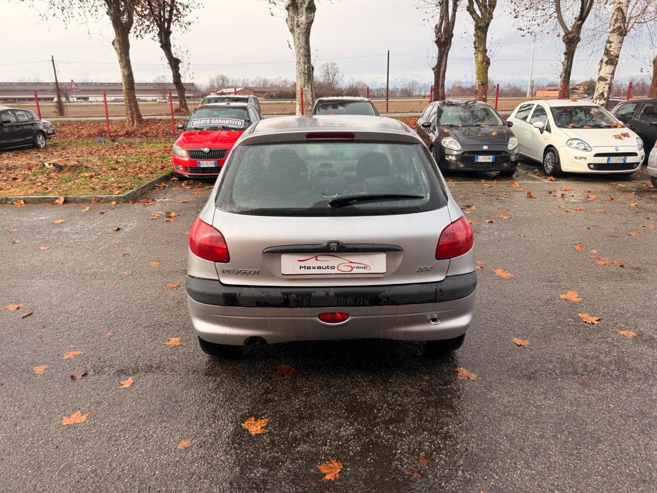 Peugeot 206 1.1 3p. XT