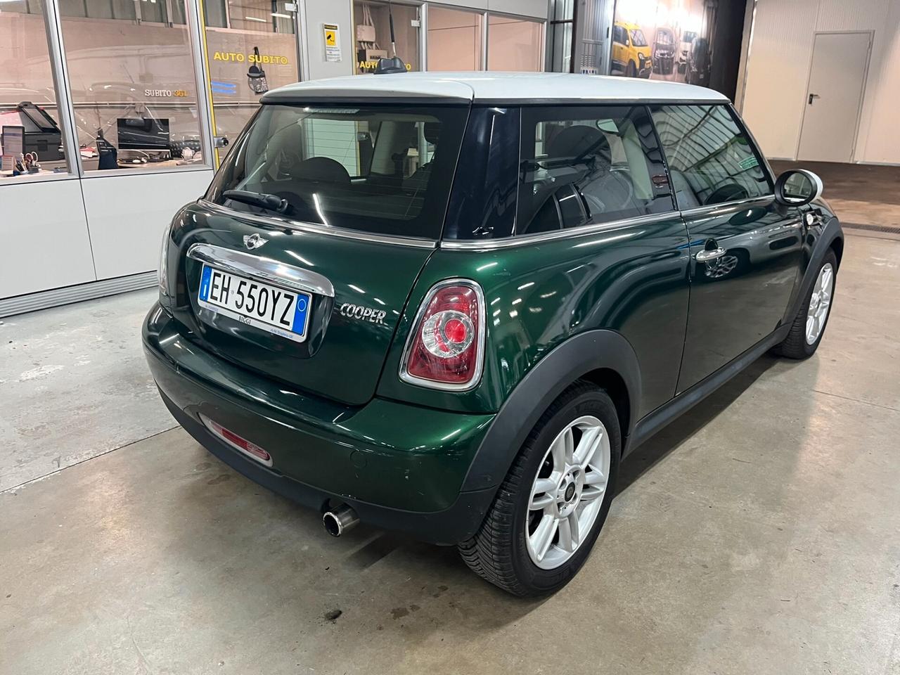 Mini Cooper 1.6 con solo 80mila km