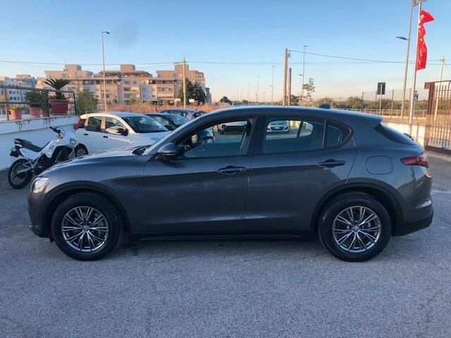 Alfa Romeo Stelvio 2.2 Turbodiesel 160 CV AT8 RWD Super