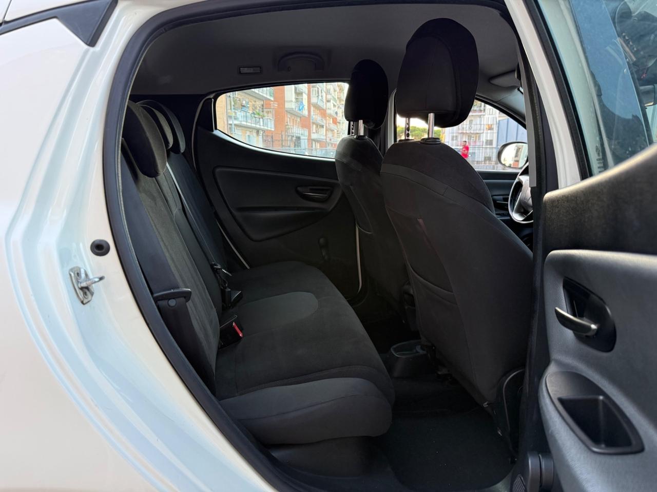 Lancia Ypsilon 1.2 GPL Ecochic Platinum Full Immacolata
