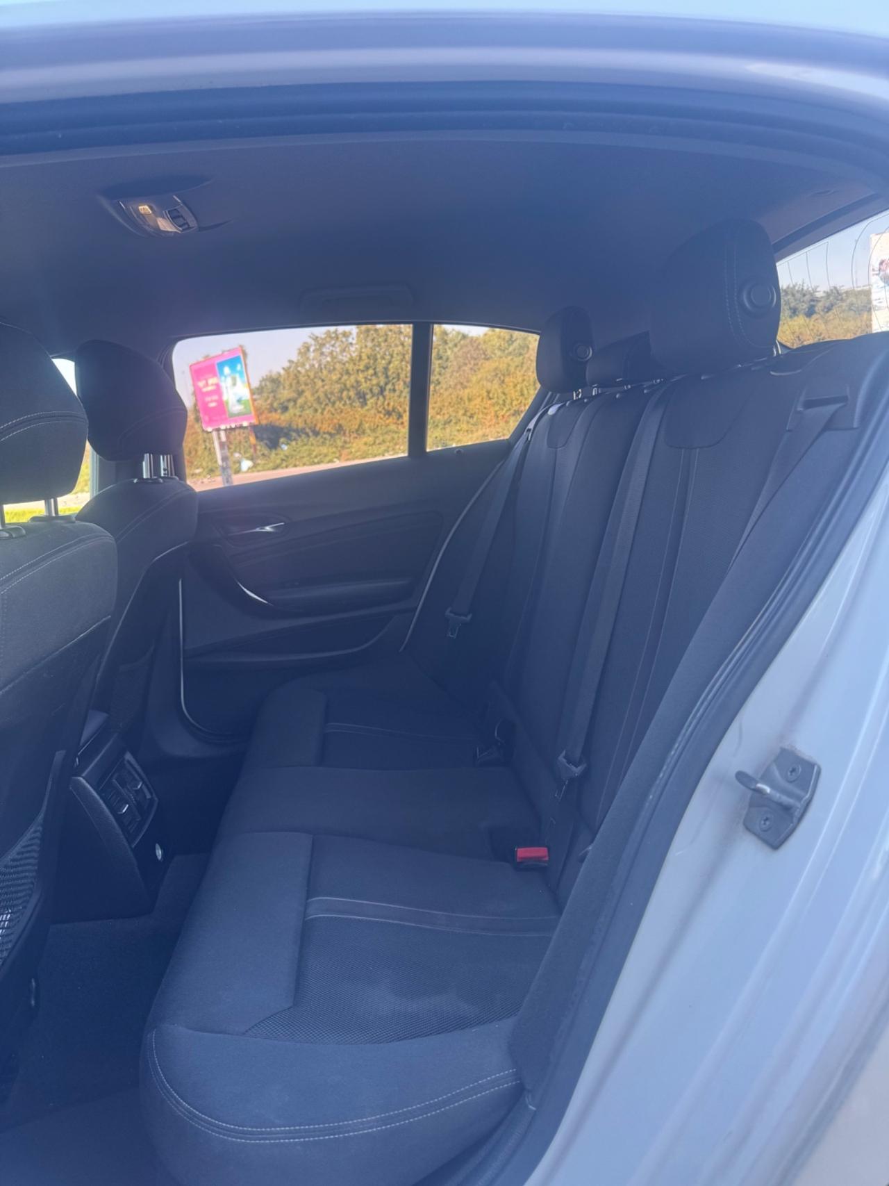 Bmw 118d 5p. Sport Automatico