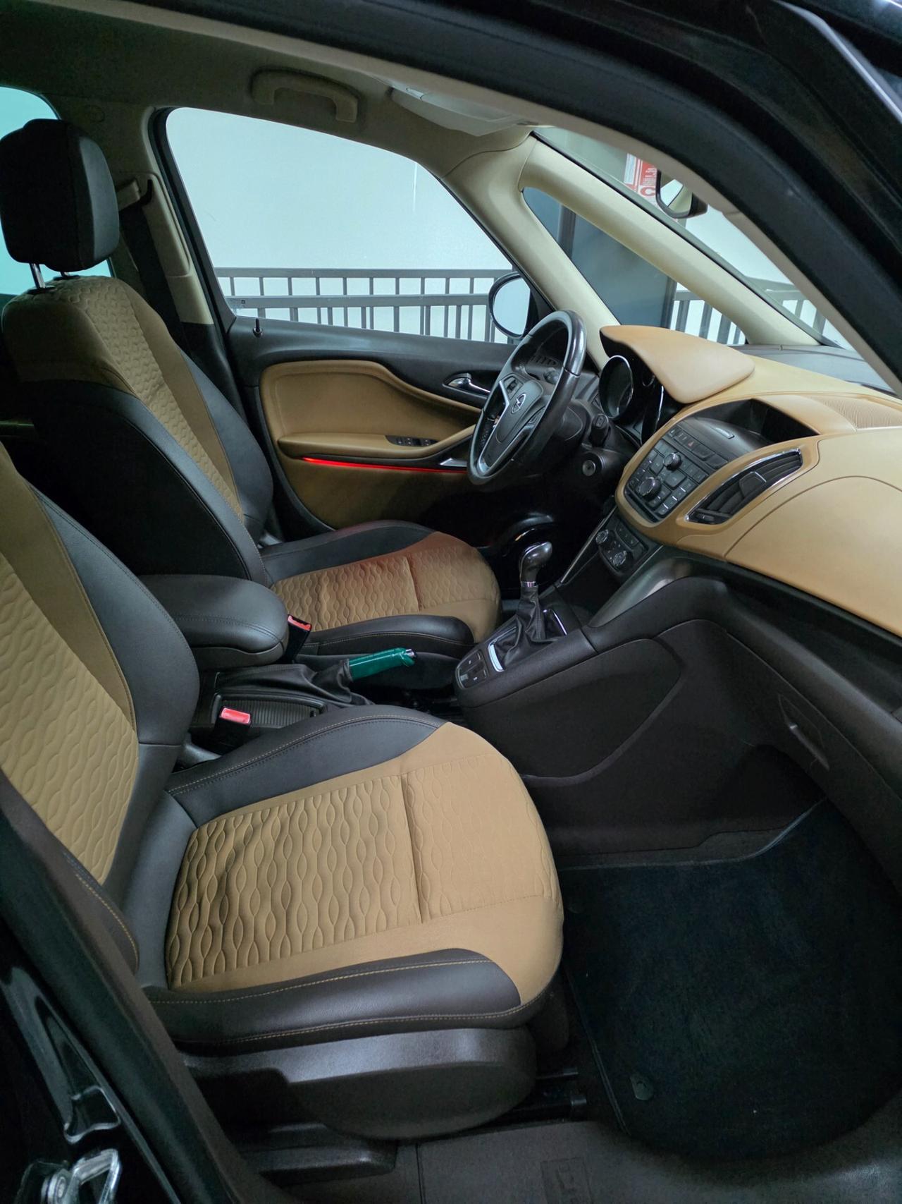 Opel Zafira 7 posti