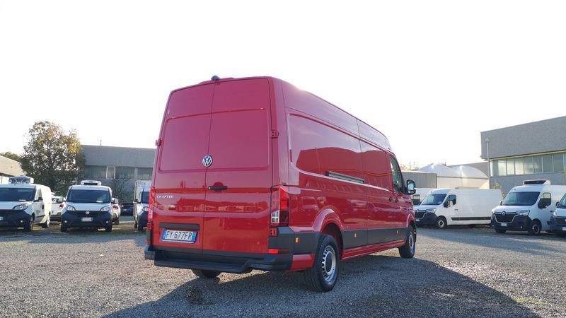 Volkswagen Crafter 35 2.0 TDI 140CV PL-TA Furgone con rampa moto