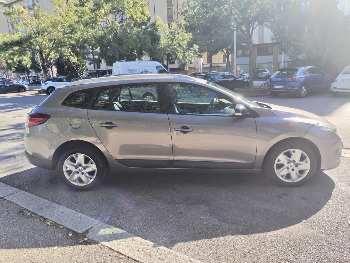 Renault Megane Mégane 1.5 dCi 110CV SporTour 220000KM 5/2011