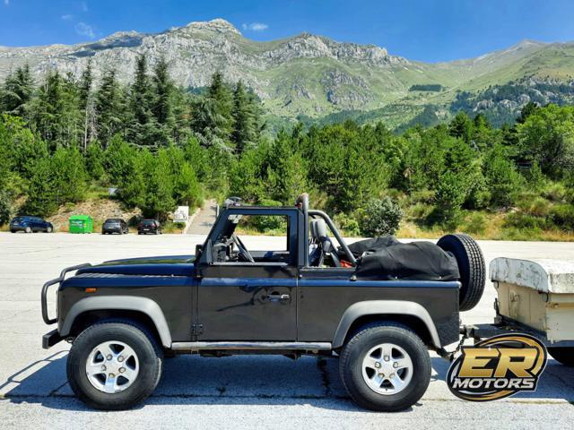 LAND ROVER Defender 2.5 Td5 Autocarro 3 posti Soft Top con carrello