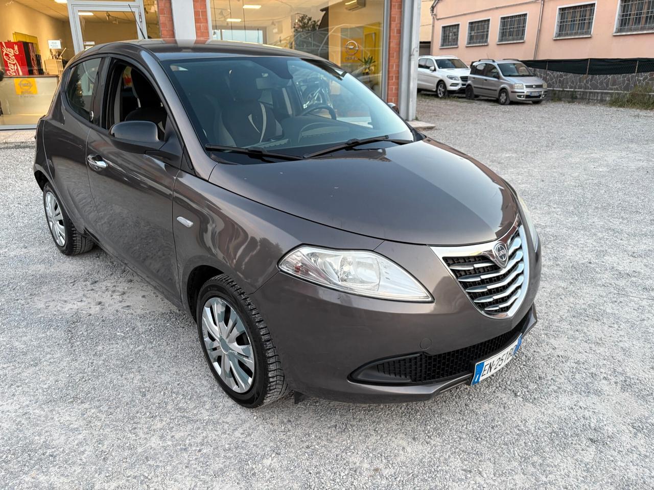 Lancia Ypsilon 1.2 GPL -Unico proprietario